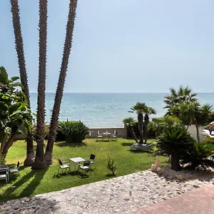 La Terrazza Sul Mare Bed & Breakfast